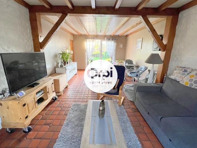 Location maison, 104 m² T 5 à Saint Léonard, 980 €