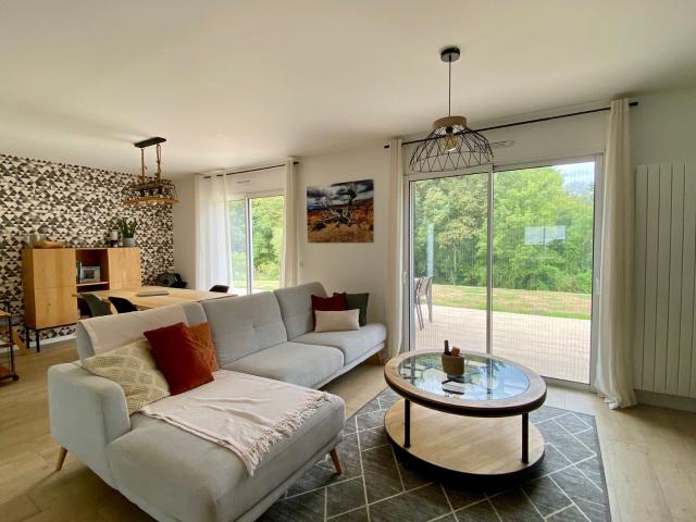 Location maison, 109.16 m² T 4 à Urcuit, 1 600 €