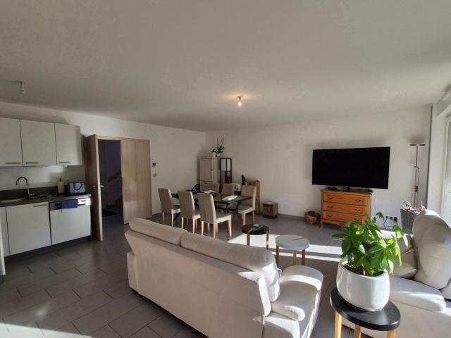 Location maison, 109.84 m² T 5 à Volstroff, 1 350 €