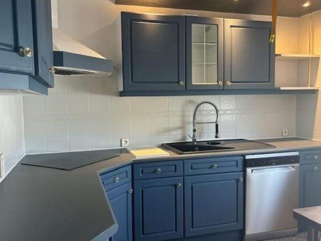 Location maison, 109.97 m² T 4 à Péronnas, 1 280 €
