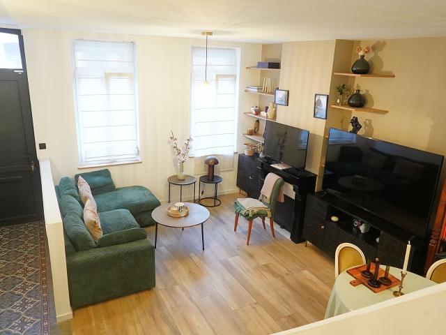 Location maison, 100 m² T 6 à Amiens, 1 480 €