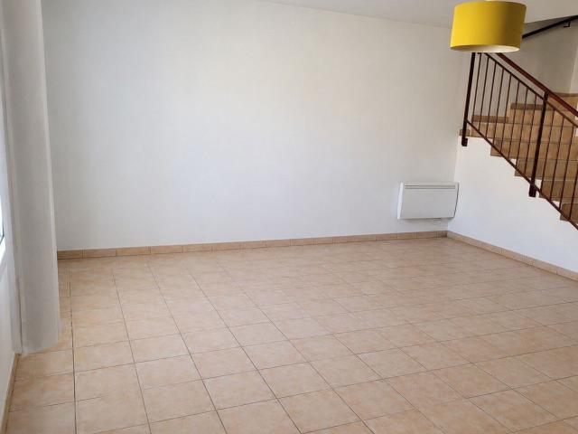 Location maison, 100.3 m² T 4 à L'Isle Jourdain, 890 €