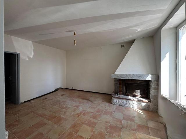Location Maison 100m² SEILLONS SOURCE D ARGENS 83470