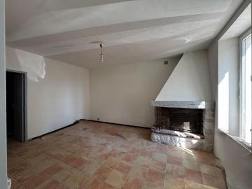 Location Maison 100m² SEILLONS SOURCE D ARGENS 83470