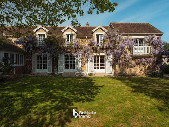 Location Maison 10 pièces 285 m2 Dammarie les Lys