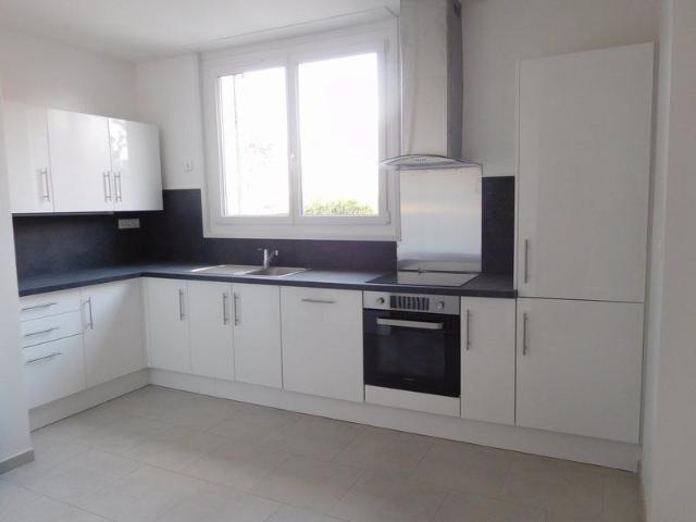 Location Maison 10 pièces 291m² CAMBRAI 59400