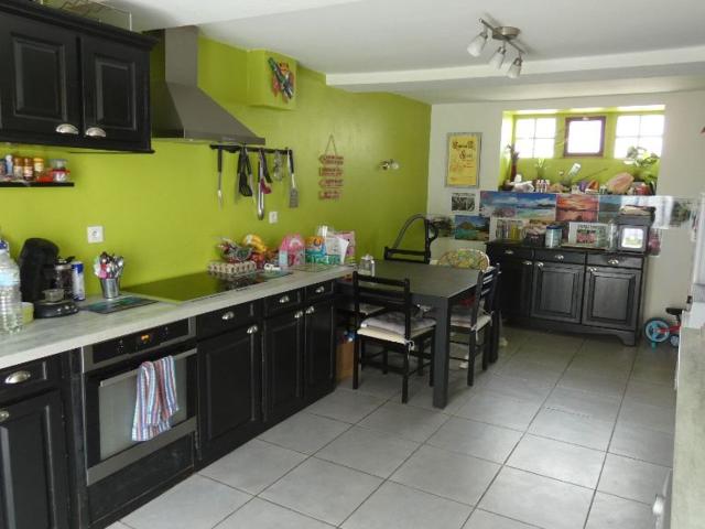 Location maison, 115 m² T 4 à Montreuil aux Lions, 930 €