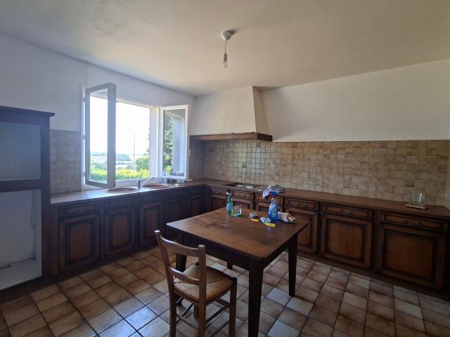 Location maison, 110 m² T 5 à Plonévez du Faou, 750 €