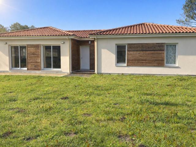 Location maison, 112.43 m² T 5 à Gaillan en Médoc, 1 050 €