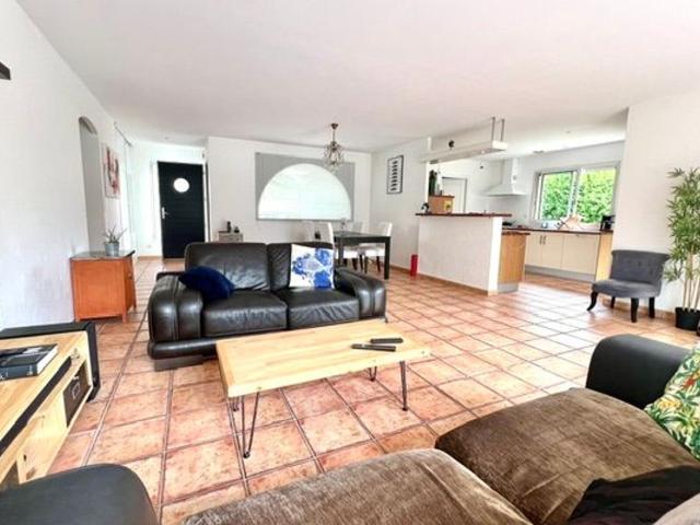 Location maison, 125 m² T 4 à Saint Martin de Seignanx, 1 450 €