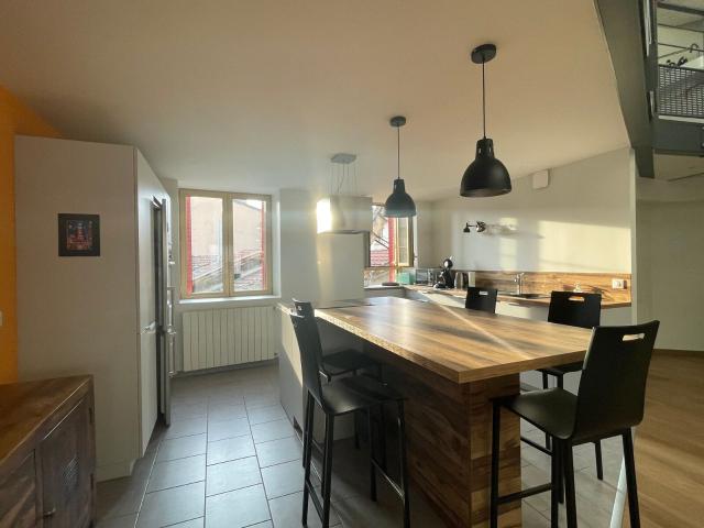 Location maison, 125.68 m² T 4 à Vienne, 1 713 €
