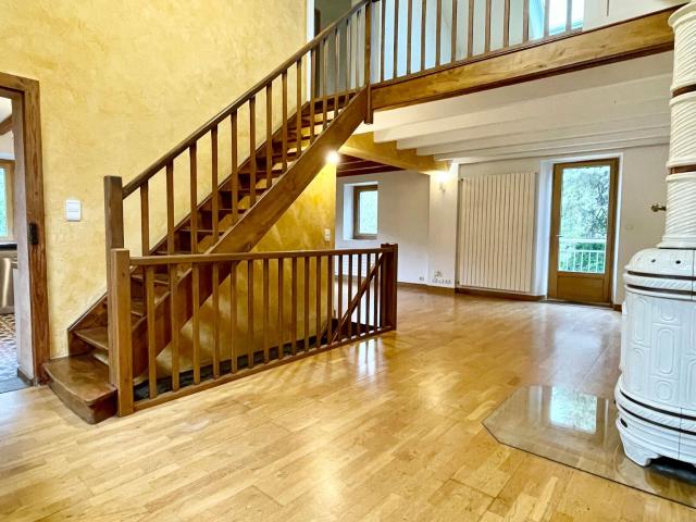 Location maison, 120.88 m² T 4 à Cervens, 2 200 €