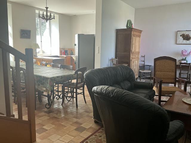Location Maison 12 pièces 343.13 m2 Mouchamps