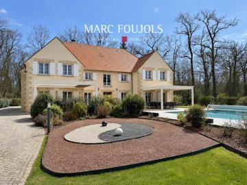 Location Maison 12 pièces 450 m2 Lamorlaye