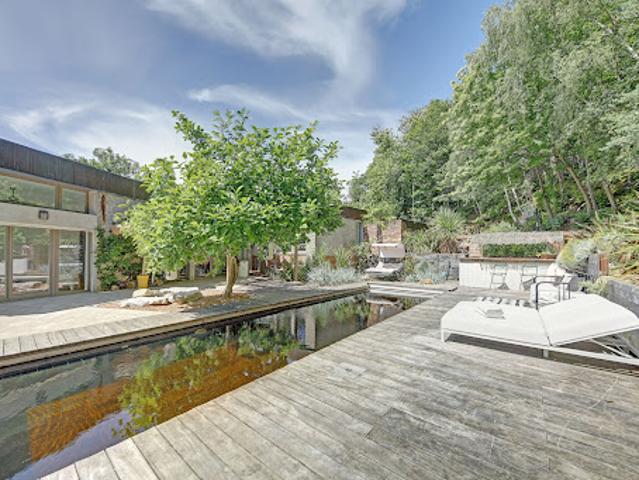 Location Maison 12 pièces 700 m2 Jouy en Josas