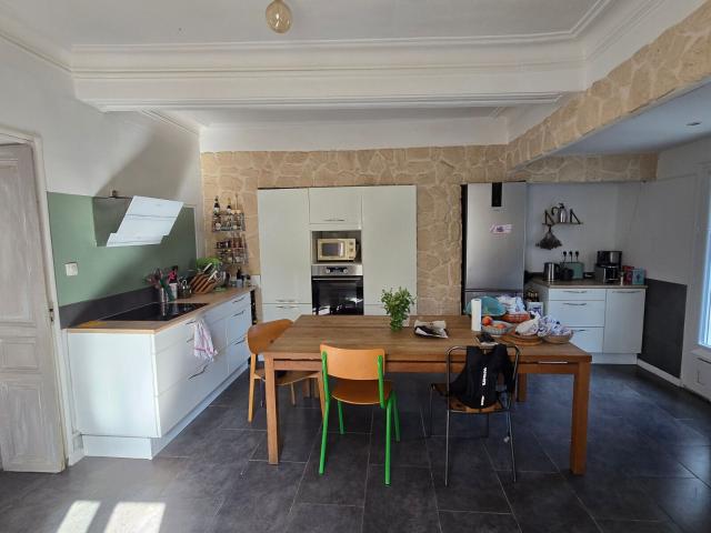 Location maison, 136.8 m² T 5 à Saint André de Roquelongue, 1 045 €