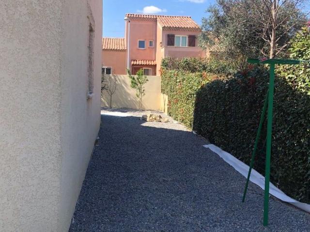 Location maison, 137 m² T 5 à Nizas, 1 250 €