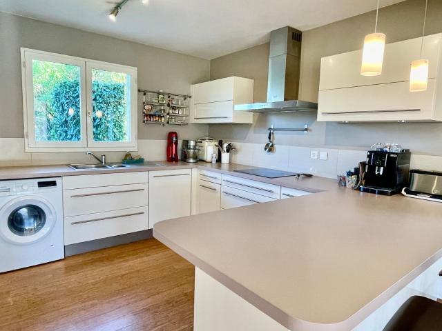 Location maison, 133.22 m² T 5 à Douvaine, 2 690 €
