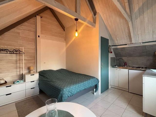 Location maison, 13.99 m² T 1 à Saint Martin en Bière, 630 €