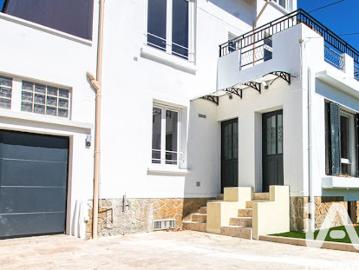 Location Maison 13 pièces 280 m2 Saint Denis