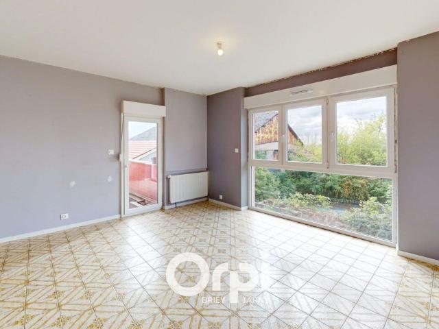 Location maison, 143.35 m² T 5 à Montois la Montagne, 1 290 €