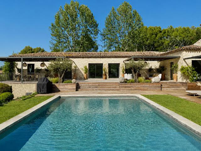 Location Maison 15 pièces 520 m2 Aix en Provence