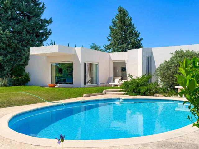 Location maison, 168.29 m² T 4 à Nice, 3 500 €