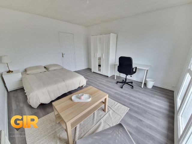 Location Maison 1 pièce 64m² RENNES 35000