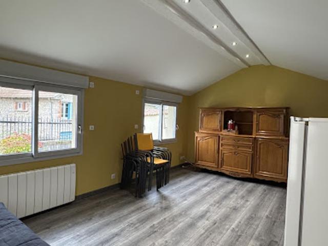 Location Maison 1 pièce 28.04 m2 Saint Rémy sur Durolle