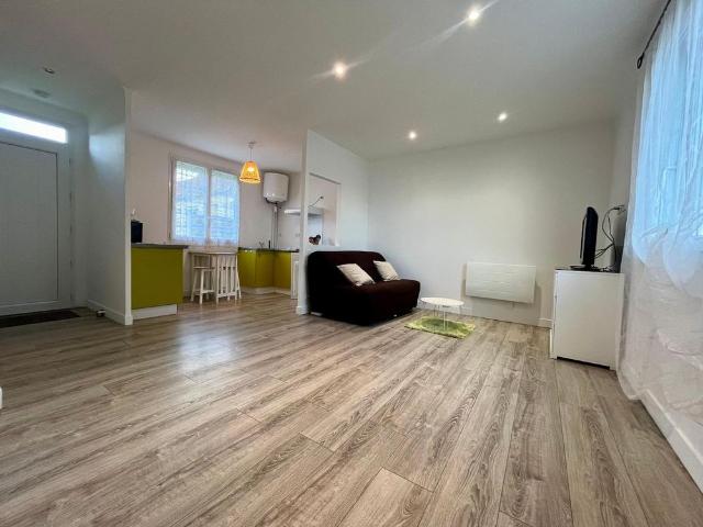 Location Maison 1 pièce 28m² ST SEBASTIEN SUR LOIRE 44230