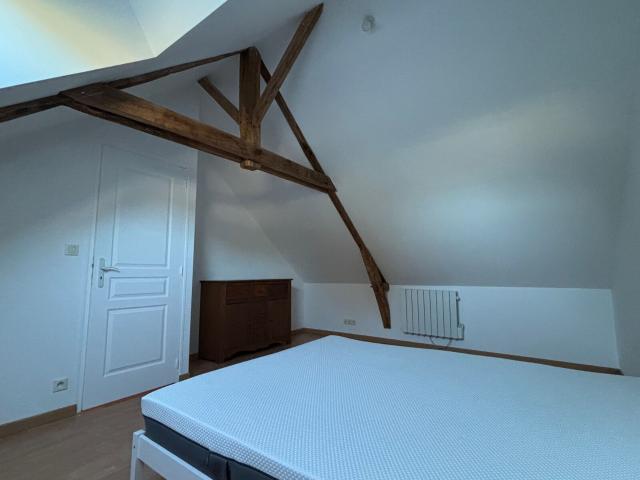 Location maison, 272 m² T 4 à Saint Aubin des Châteaux, 775 €
