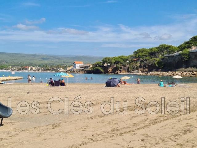 Location maison 2 chambres 51 m² Saint Cyr sur Mer