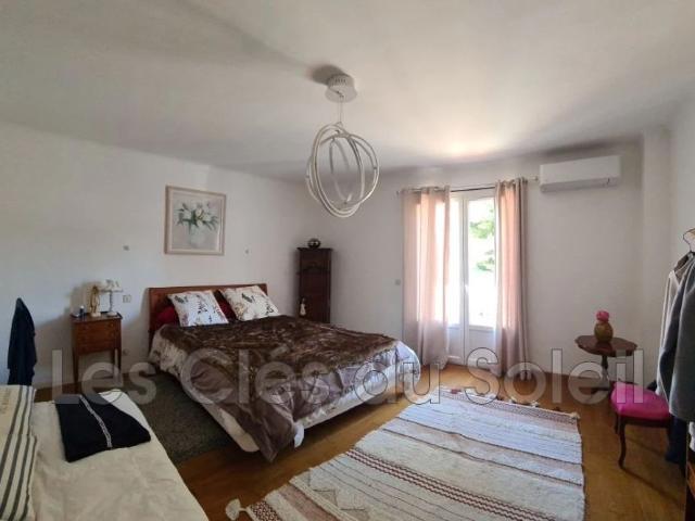 Location maison 2 chambres 134 m² Saint Cyr sur Mer
