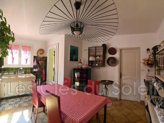 Location maison 2 chambres 134 m² Saint Cyr sur Mer