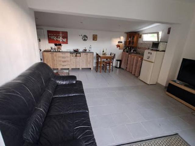 Location Maison 2 pièces 30 m2 Pourrières