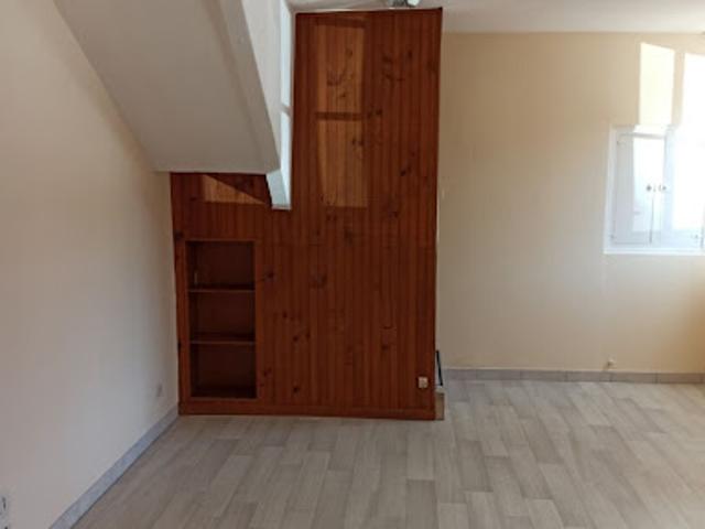 Location Maison 2 pièces 31 m2 Lencloître