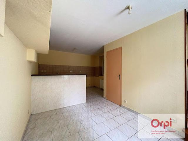 Location Maison 2 pièces 33.25 m2 Rimondeix