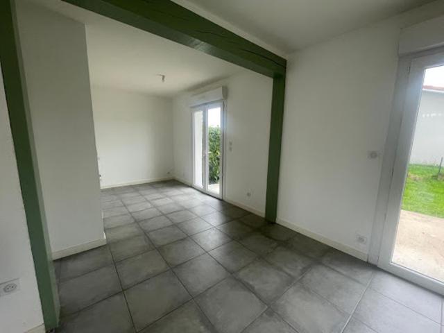 Location Maison 2 pièces 34 m2 Hinx