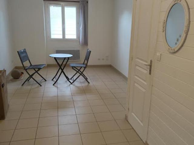 Location Maison 2 pièces 35.5 m2 Saint Laurent en Gâtines