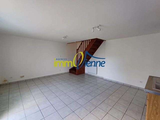 Location Maison 2 pièces 41 m2 à Tercé