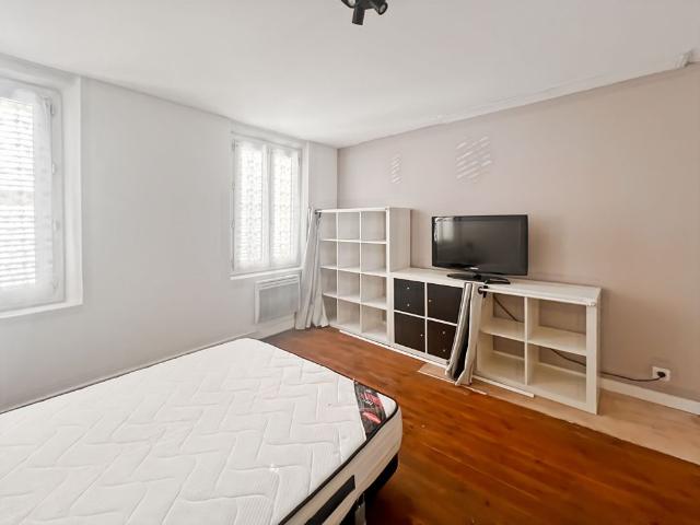 Location maison 2 pièces, 44.26m², Charleval