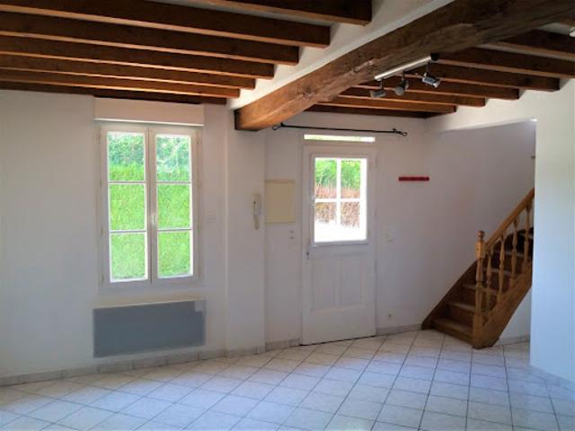Location Maison 2 pièces 46.69 m2 Chevincourt