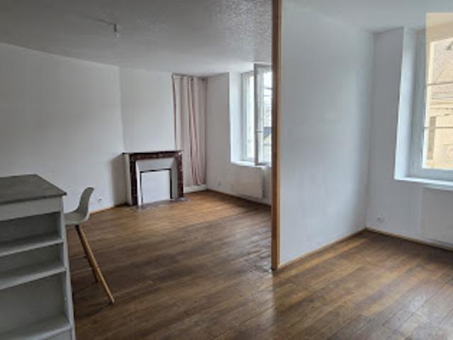 Location Maison 2 pièces 47.57 m2 Oucques La Nouvelle