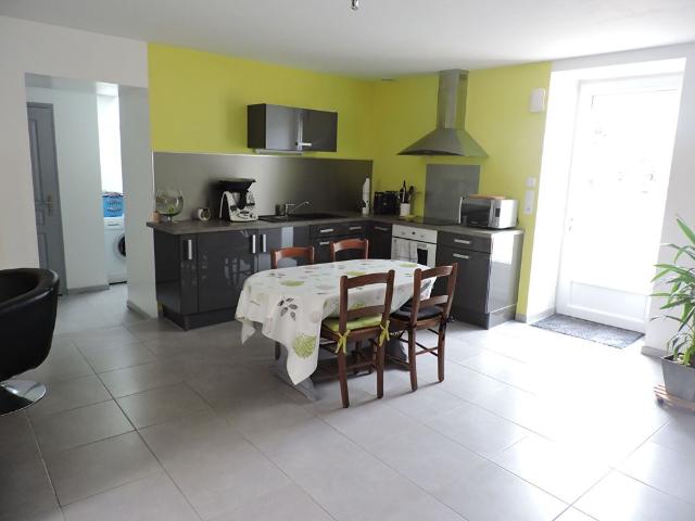 Location maison 2 pièces, 58.50m², Issé