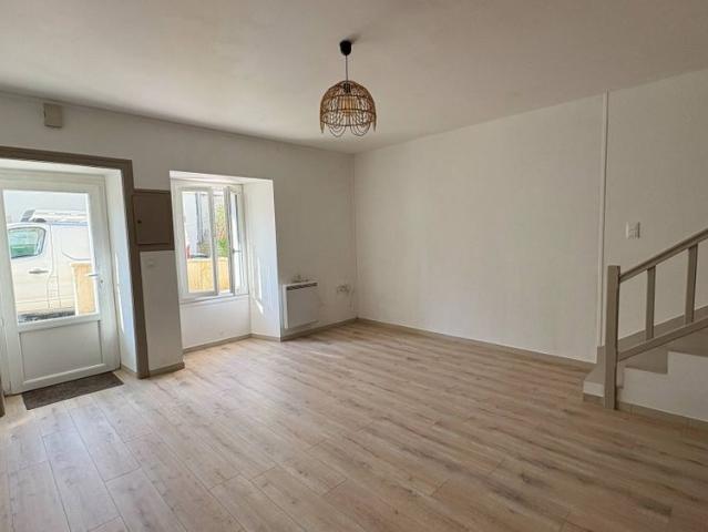 Location Maison 2 pièces 60m² NIORT 79000