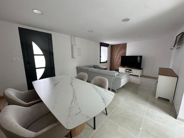 Location Maison 2 pièces 73m² CHERBOURG EN COTENTIN 50100