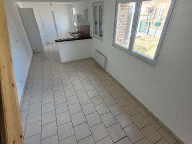 Location Maison 2 pièces 60 m2 Sissy