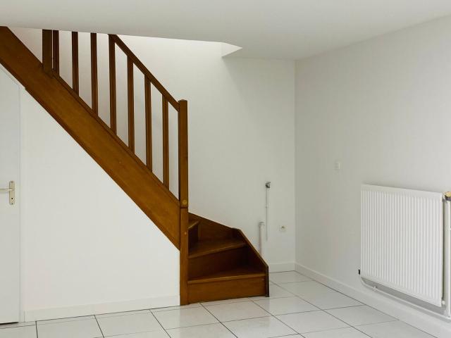 Location maison, 32.08 m² T 2 à Moirans, 580 €