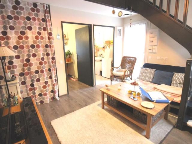 Location maison, 37.69 m² T 2 à Arbonne la Forêt, 806 €