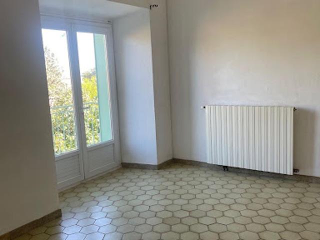 Location Maison 7 pièces 117.71 m2 Laval Pradel